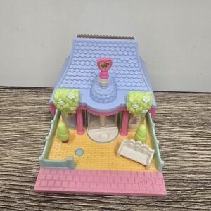 Vintage Bluebird Polly Pocket Pollyville Dress Shop House Compact 1995